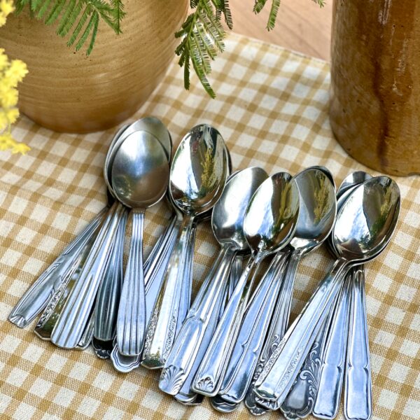 Cuillère de table vintage